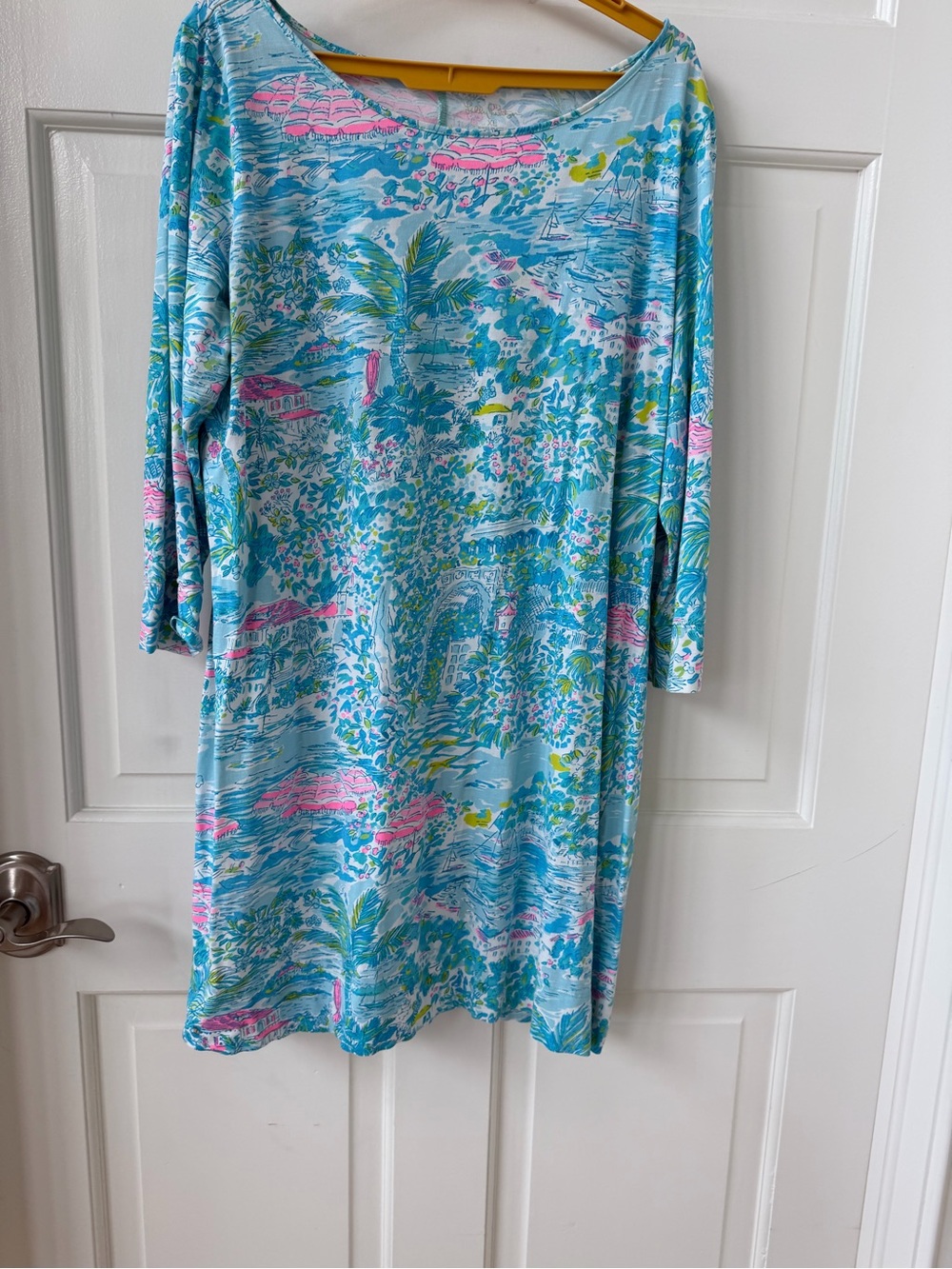 Lilly Pulitzer Light Blue Tropical Print Top with Pink Accents XL